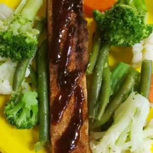 Grilled Salmon (teriyaki + 2 side dishes)